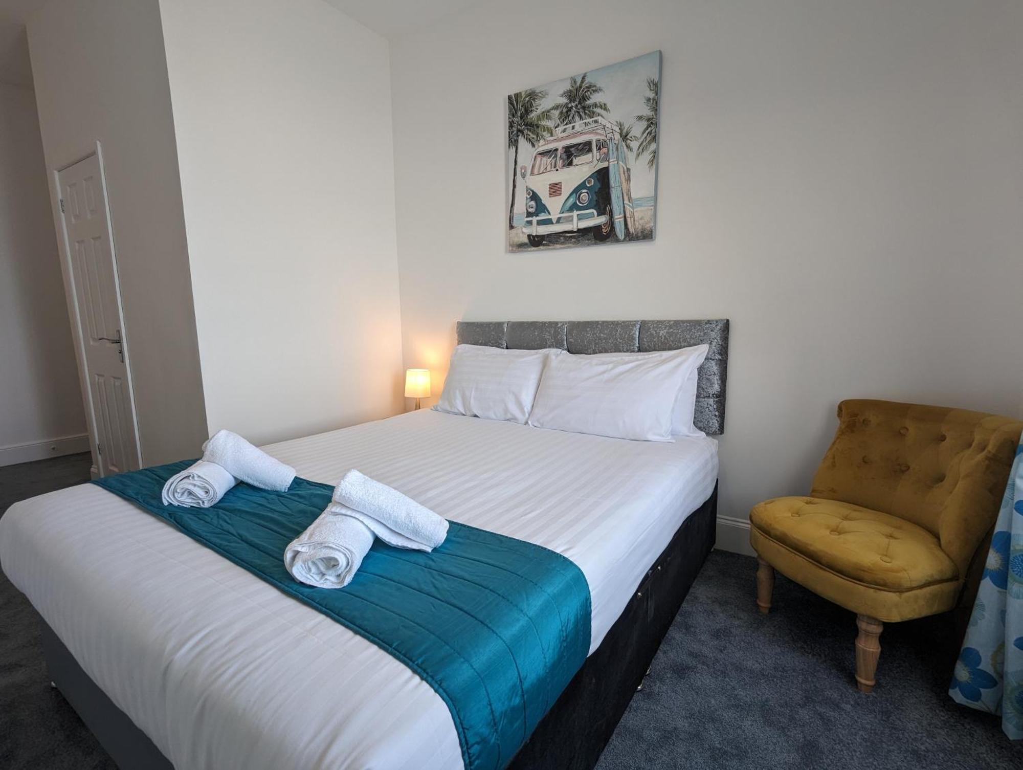 Acqua 3* Weymouth
